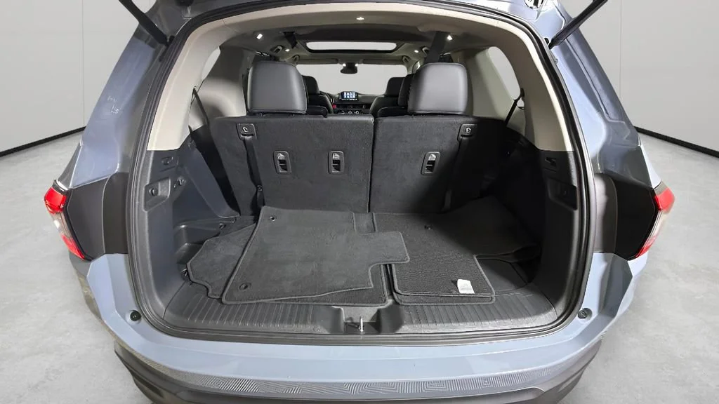 Used 2025 Gray Honda Touring image 31