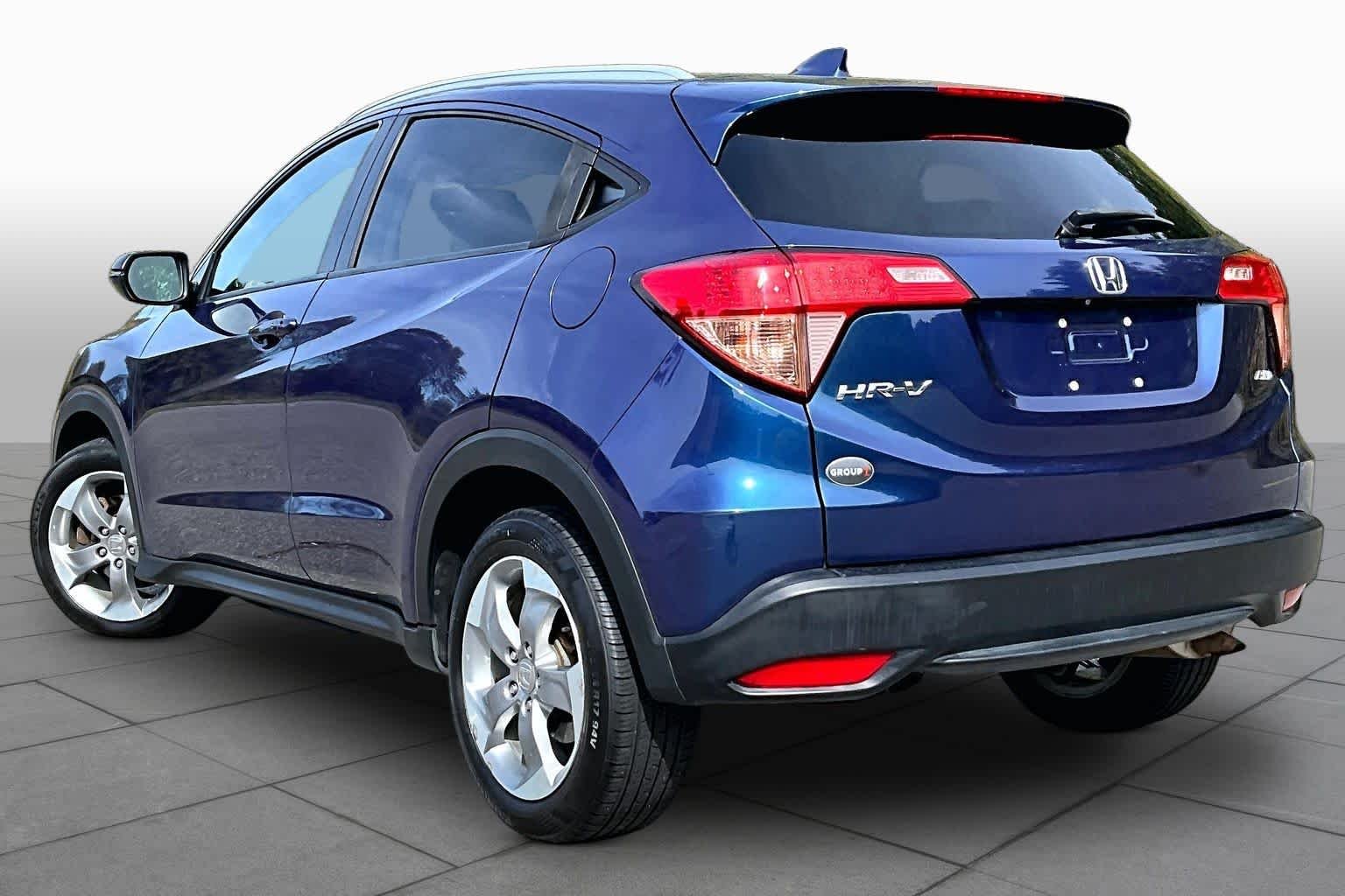 Used 2016 Alabaster Silver Metallic Honda EX-L w/Navi image 12