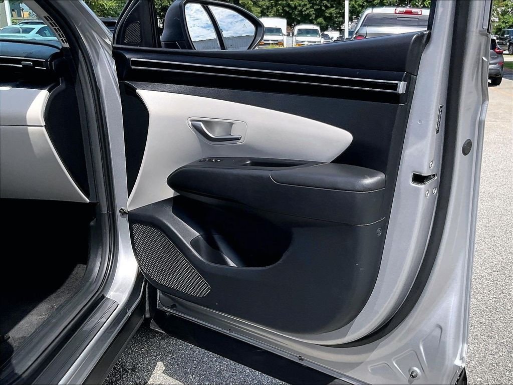 Used 2024 Silver Hyundai SEL image 12