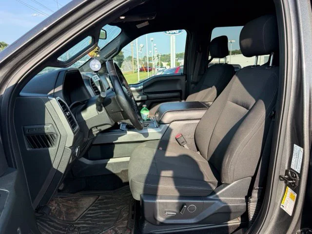 Used 2017 Gray Ford XLT image 13