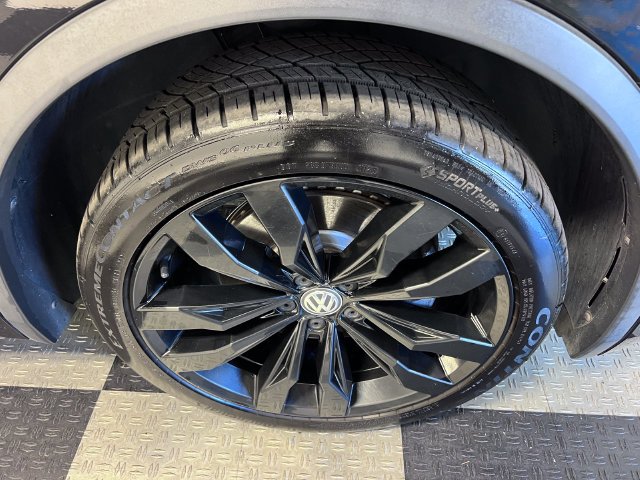 2021 Tiguan 2.0T SE R-Line Black Black · photo 10