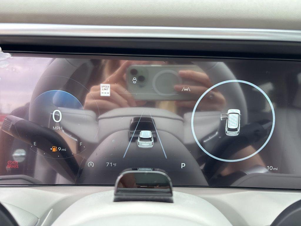 New 2026  Hyundai SEL Premium FWD image 23