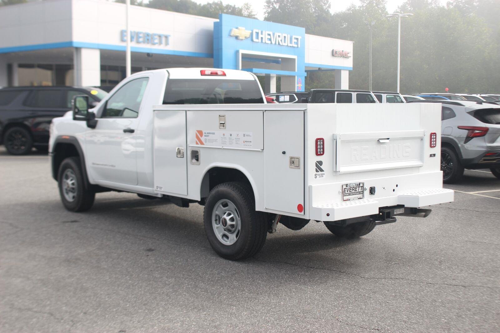 New 2026 Summit White GMC Pro image 7