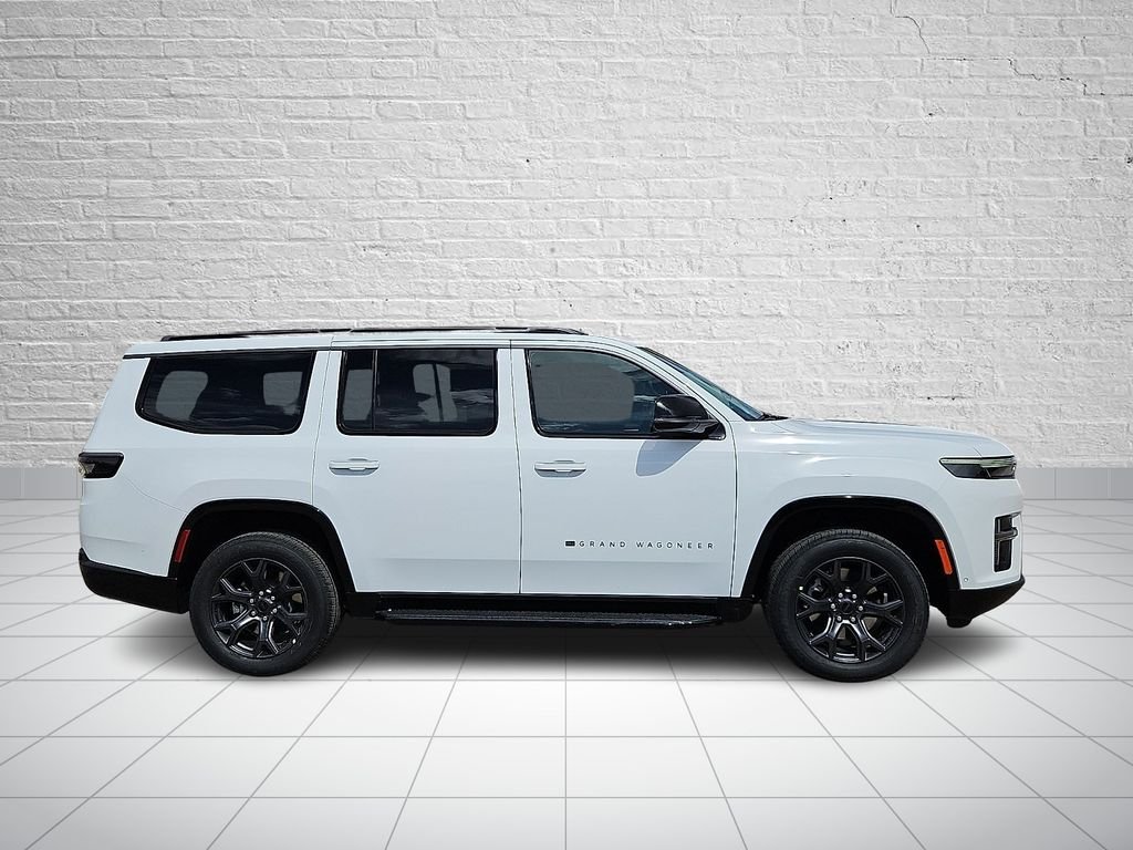 New 2026 Bright White Clear-Coat Exterior Paint Jeep Limited Altitude image 5