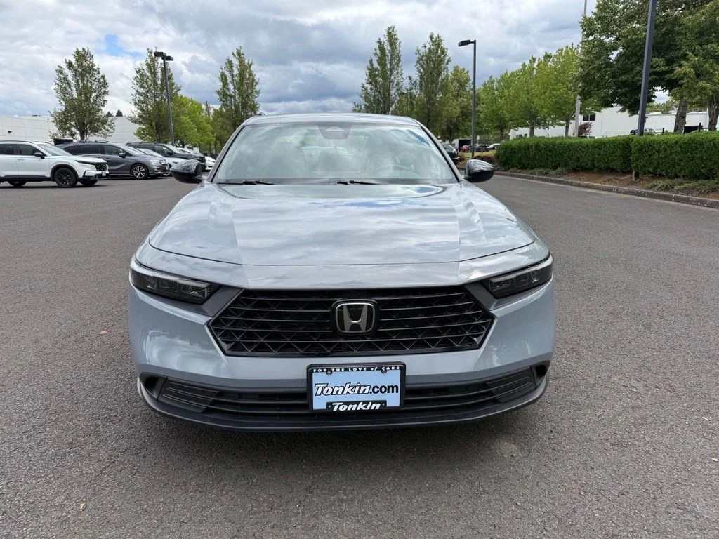 Used 2023 Urban Gray Pearl Honda Sport image 2