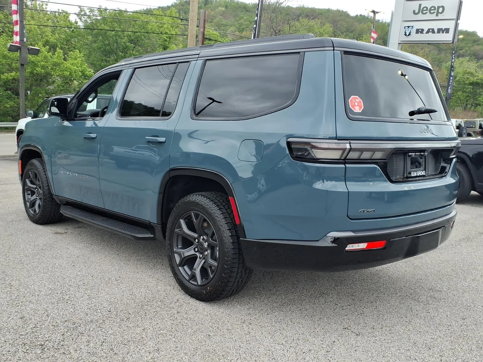 New 2026 Steel Blue Exterior Paint Jeep Upland image 3
