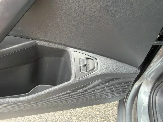 Used 2024 Gray Volkswagen 1.5T SE image 24