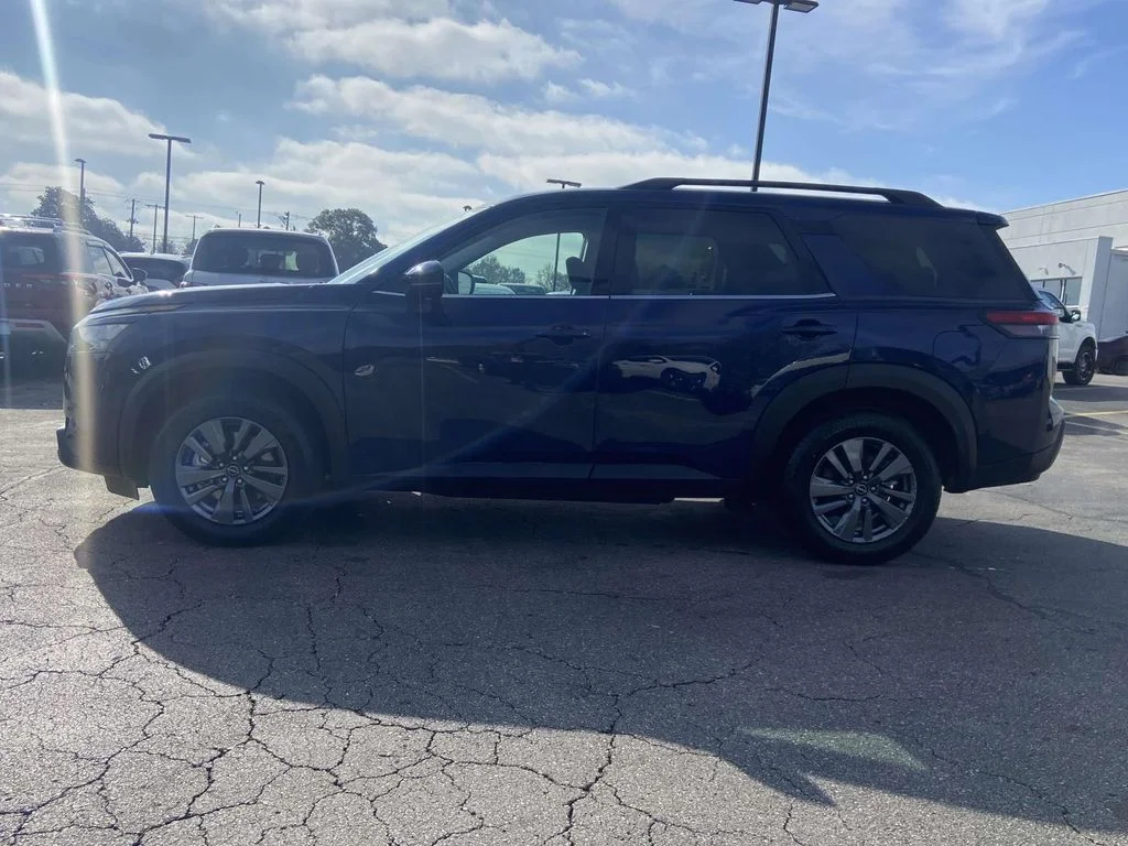 Certified Used 2024 Deep Ocean Blue Pearl Nissan SV image 6