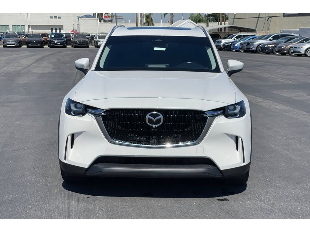 Used 2024 Rhodium White Premium Mazda Preferred image 10