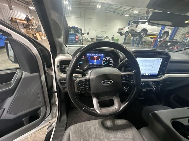 Used 2021 White Ford XLT image 15