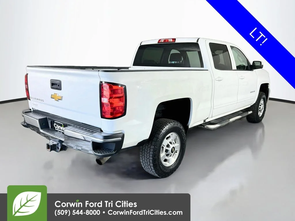 Used 2016 White Chevrolet LT image 14