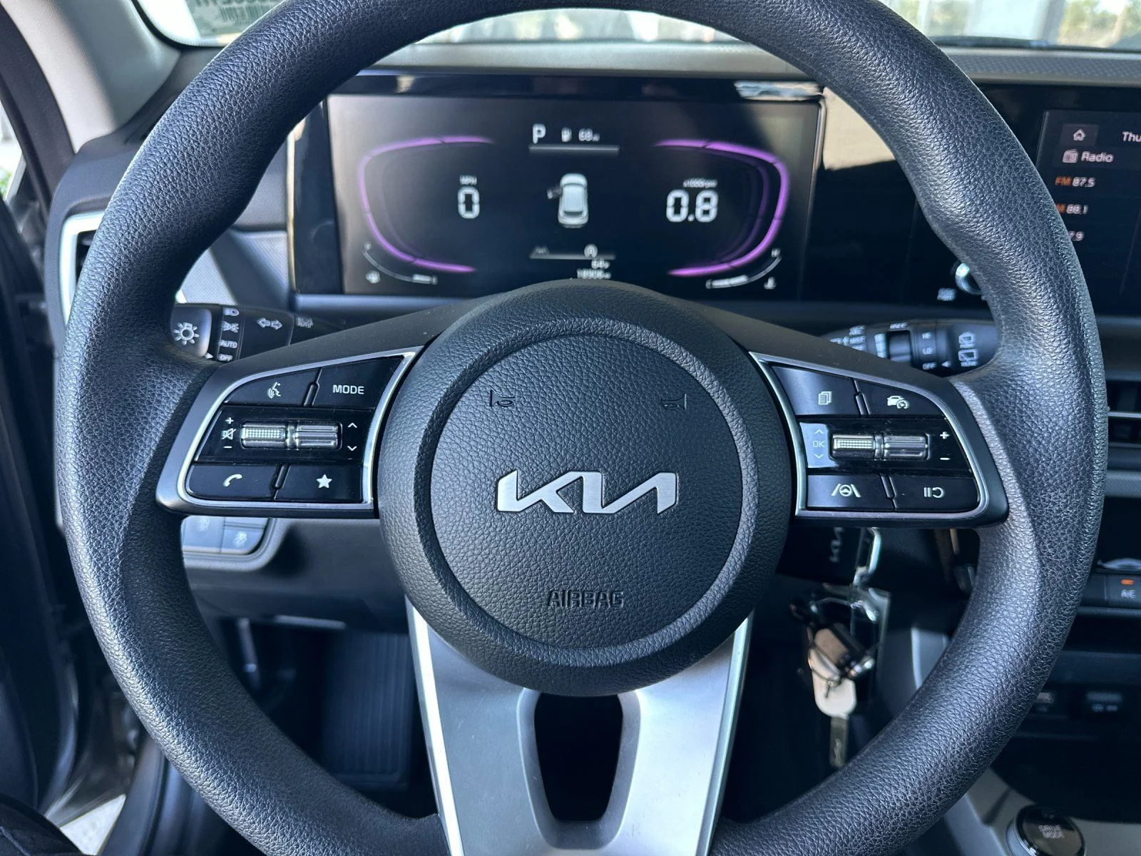 2025 Kia Seltos LX - Photo 21