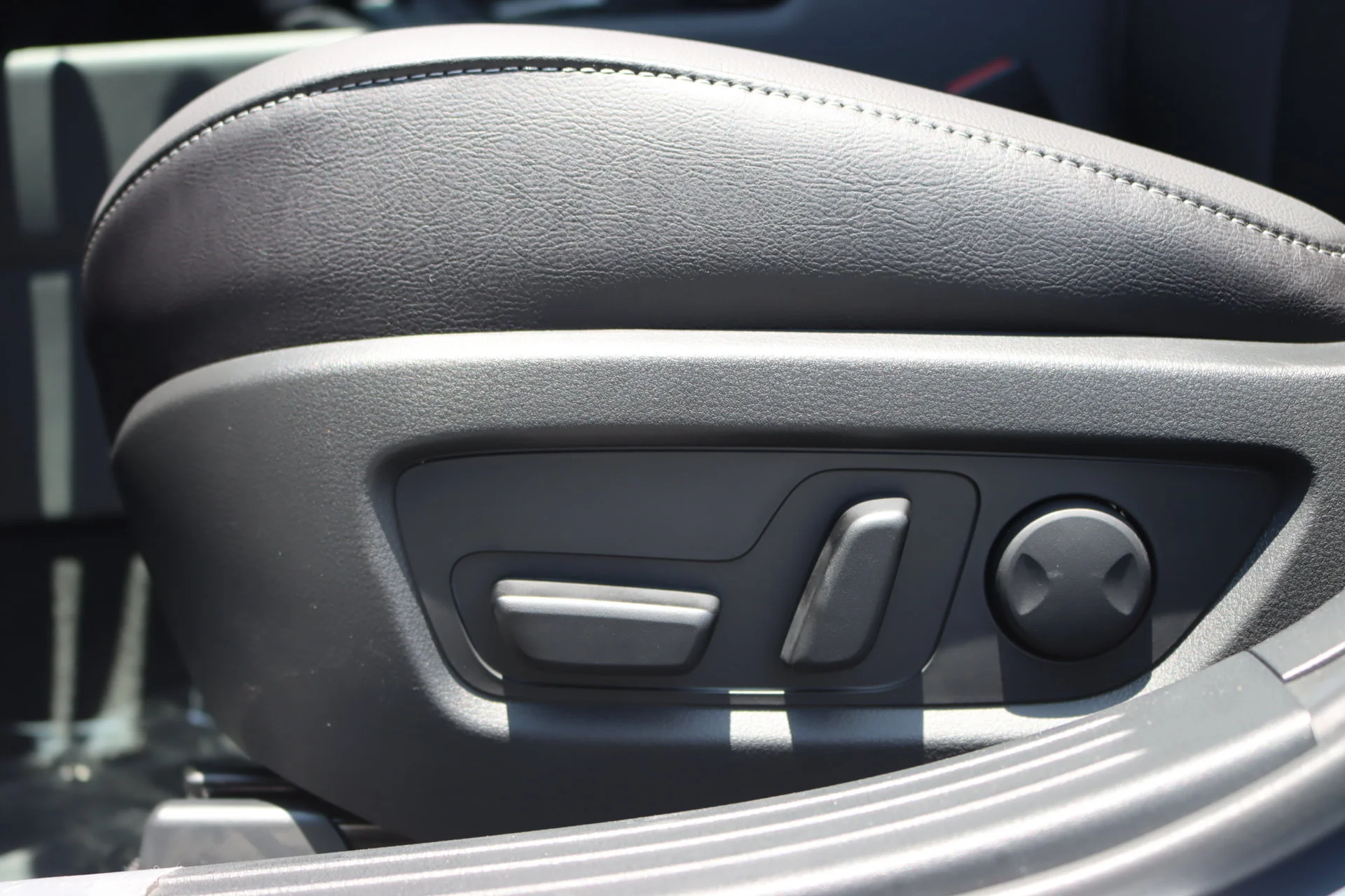 New 2026 Gray Mazda Preferred image 19