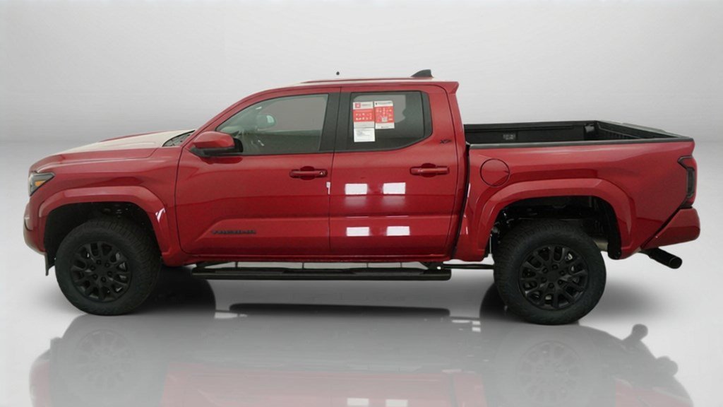 New 2026 Supersonic Red <sup>1</sup> Toyota  SR5 image 2