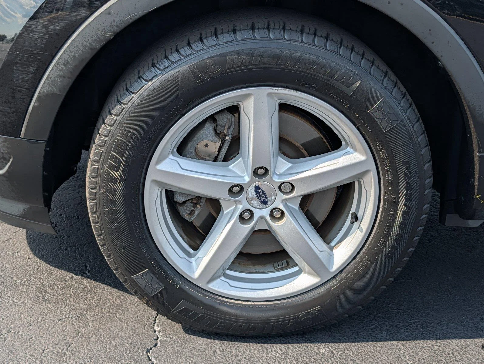 Used 2018 Shadow Black Ford XLT image 9
