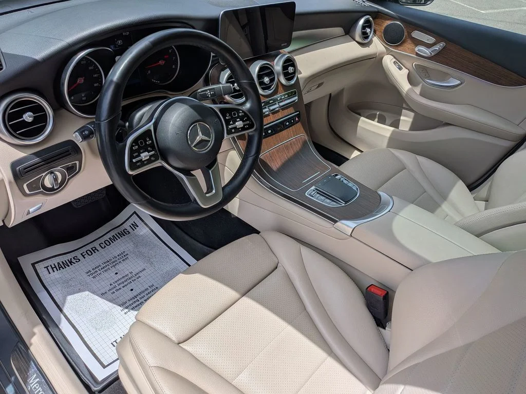 Used 2022  Mercedes-Benz GLC 300 image 11