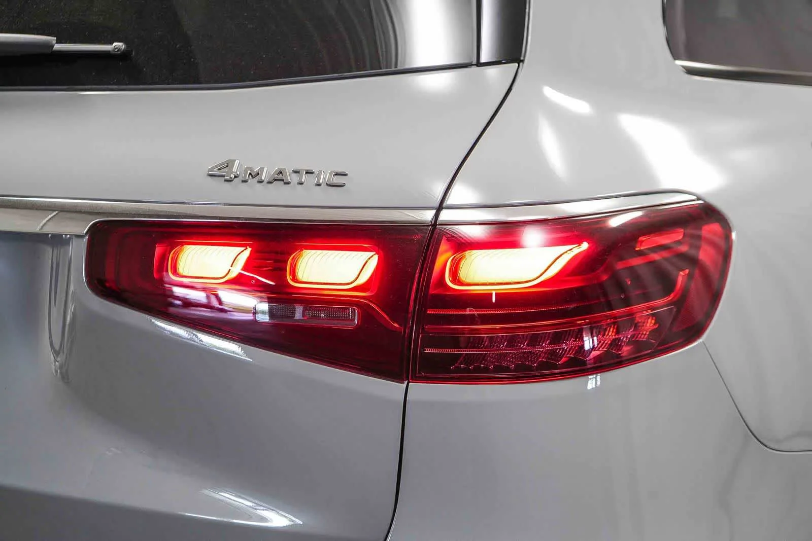 New 2026 MANUFAKTUR Alpine Grey Mercedes-Benz GLS 450 image 52