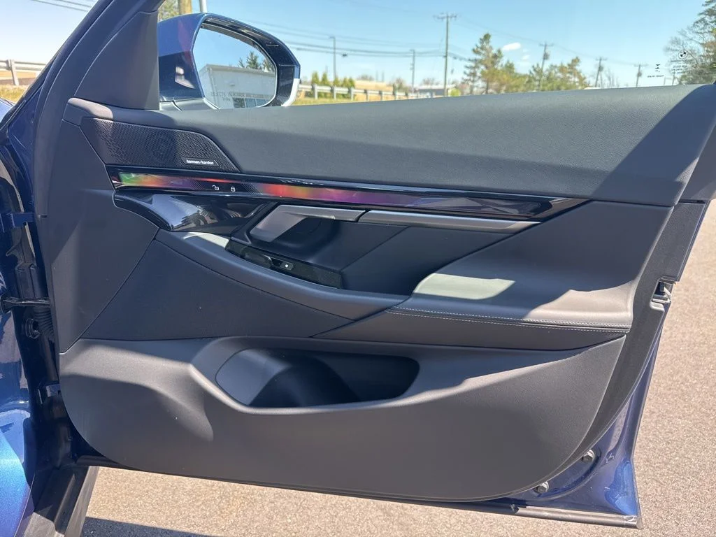 2026 BMW 5 Series 540i - Photo 23