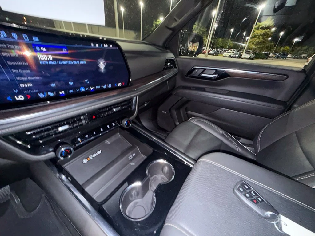 Used 2025 Gray Chevrolet Premier image 20