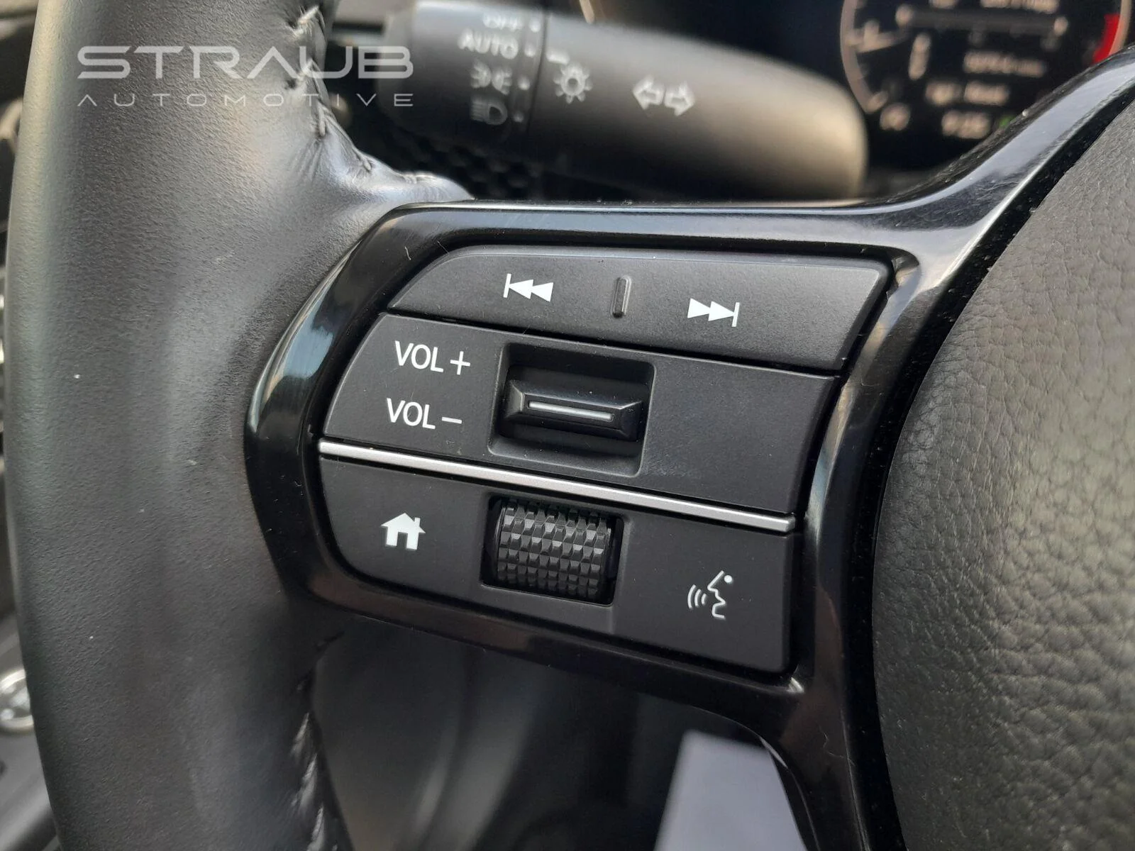 Used 2025 Canyon River Blue Metallic Honda EX-L image 14
