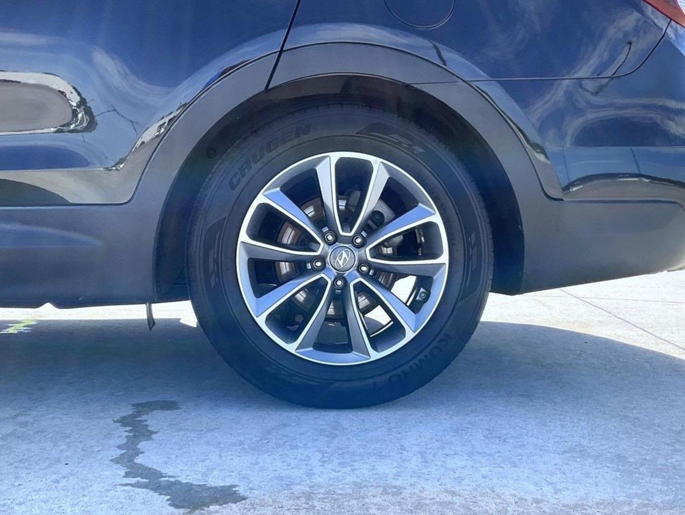 Certified Used 2019 Black Hyundai SE image 25