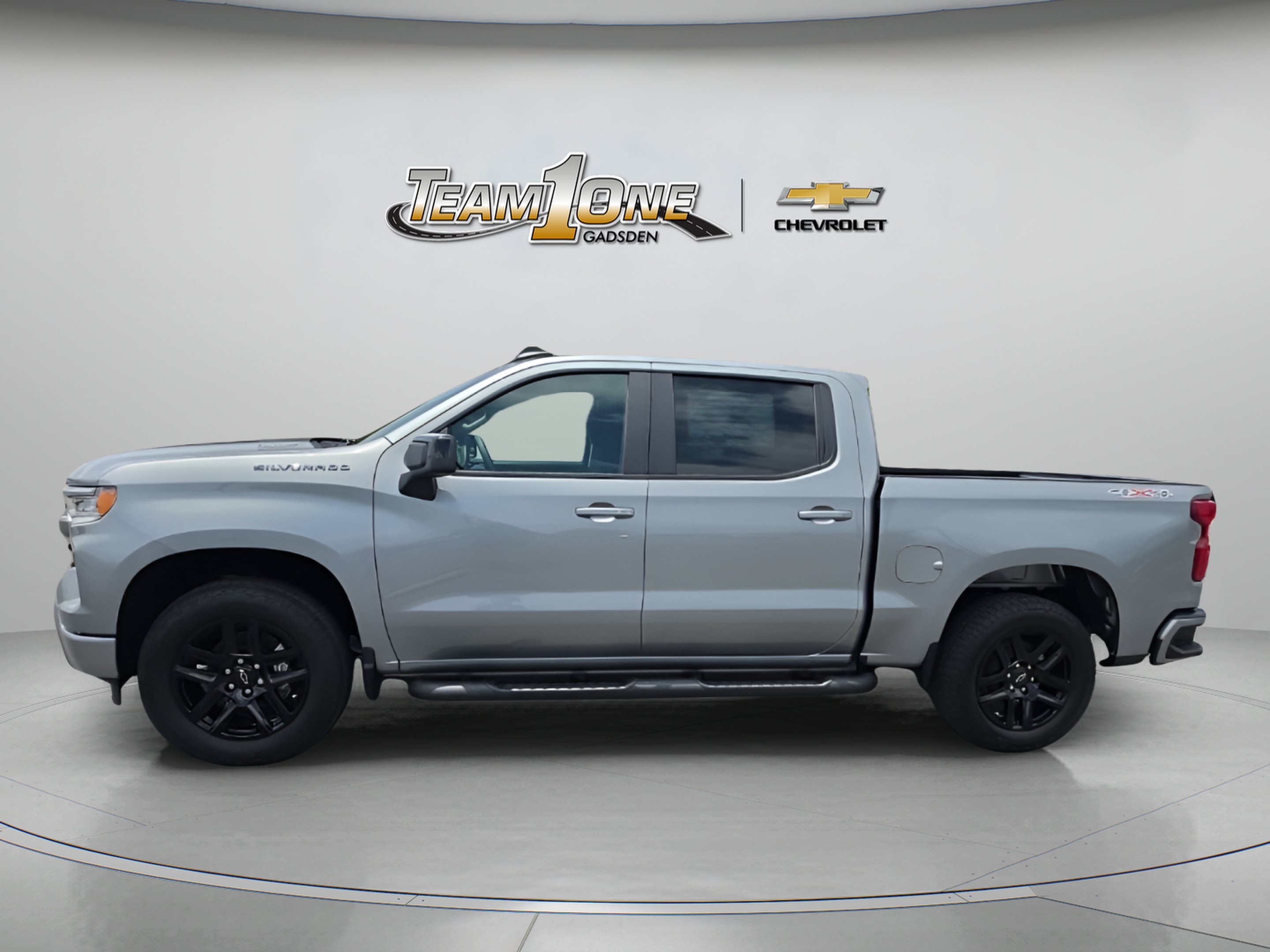 New 2026 Sterling Gray Metallic Chevrolet RST image 4