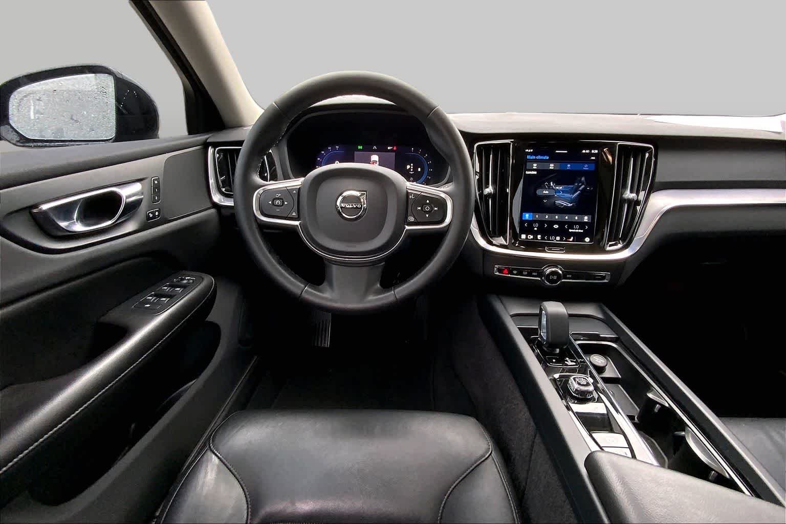 Used 2023 Thunder Grey Metallic Volvo Core Dark Theme image 6