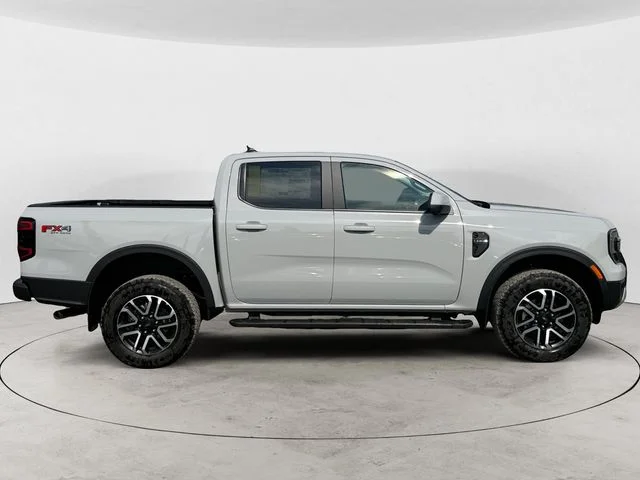 New 2026 Avalanche Ford Lariat image 4