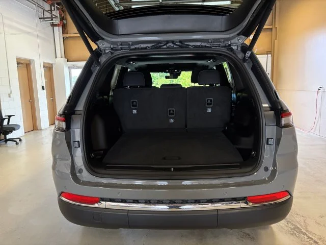 New 2027 Gray Jeep Laredo image 18