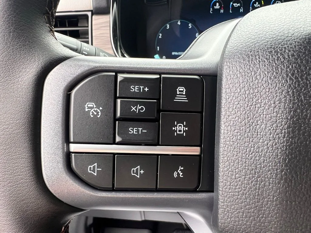 2025 Ford F-150 Lariat - Photo 22
