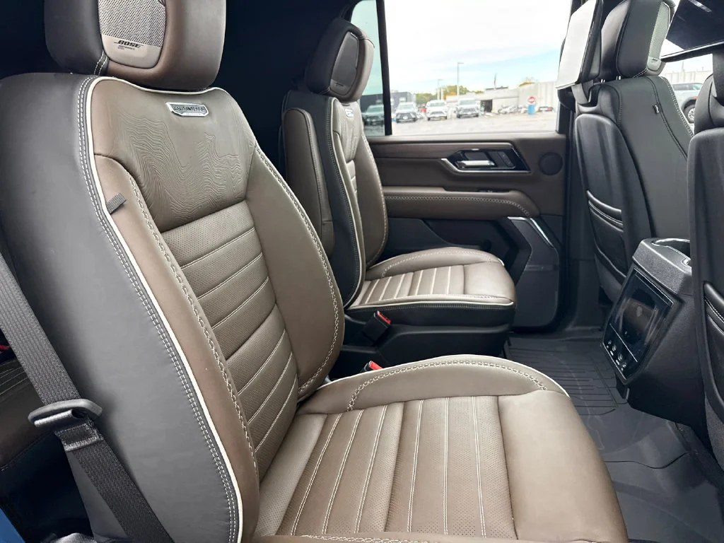 2026 GMC Yukon Denali Ultimate - Photo 38