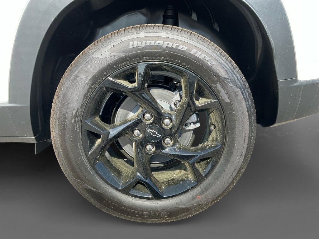2026 Chevrolet Trax LT - Photo 8
