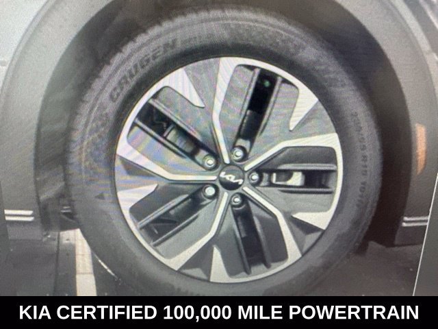 Used 2024 Gray Kia Light image 11