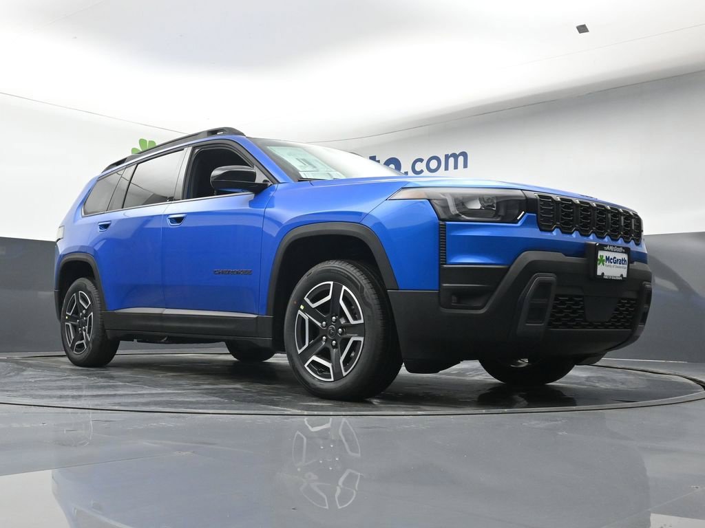 New 2026 Hydro Blue Pearl-Coat Exterior Paint Jeep Laredo image 25