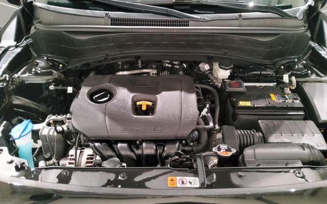 Used 2023 Black Kia S image 12