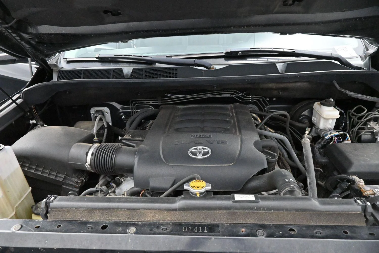 Used 2017 Black Toyota SR5 image 33
