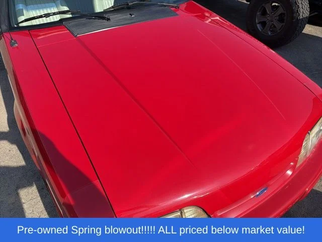 Used 1993 Red Ford LX image 18