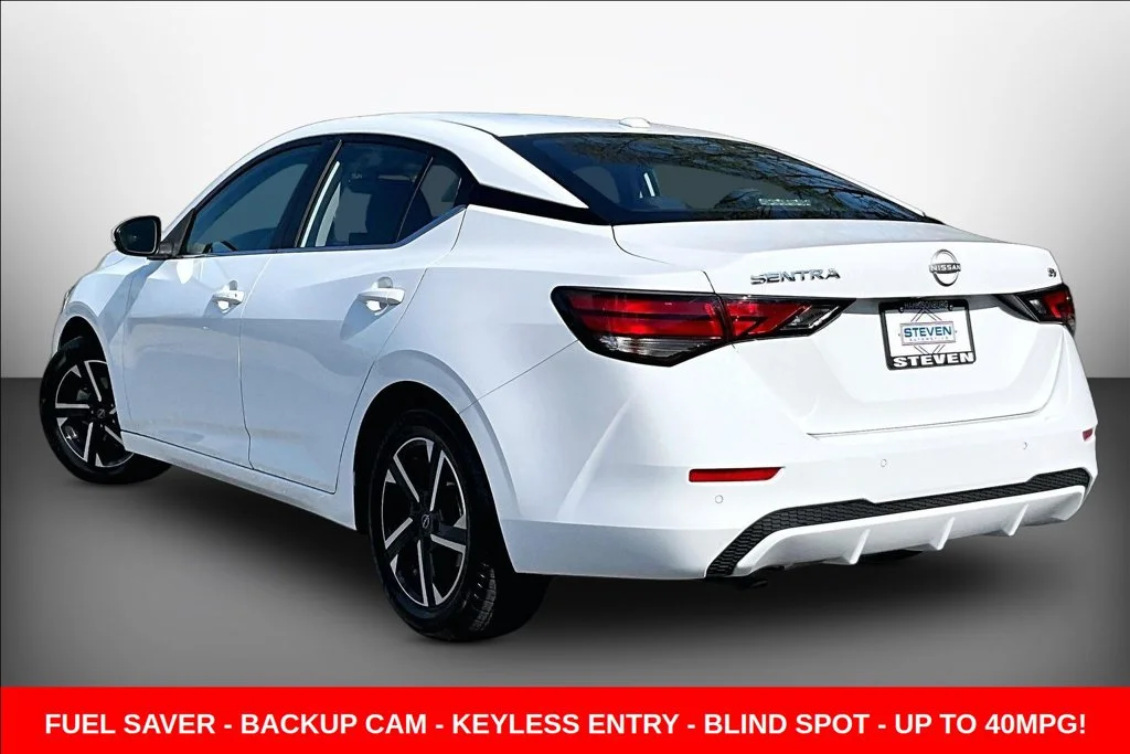 Used 2024 White Nissan SV image 4