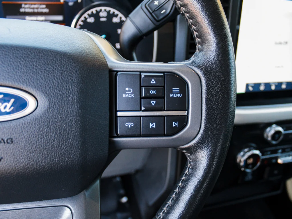 Used 2021 Oxford White Ford XLT image 14