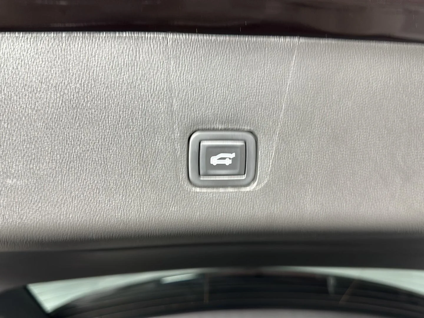 Used 2021 Black Cherry Metallic Chevrolet High Country image 29