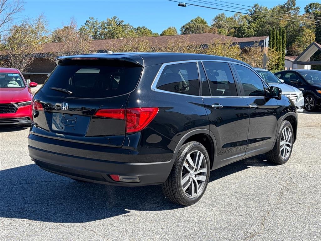 Used 2016 Crystal Black Pearl Honda EX-L image 4