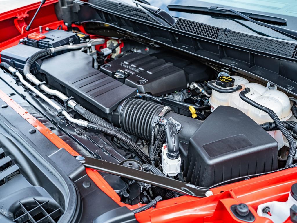 Used 2025 Red Hot Chevrolet WT image 40
