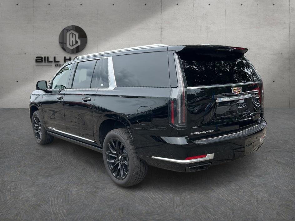 Used 2026 Black Cadillac Luxury image 5