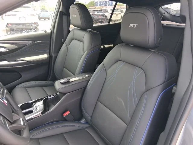 2026 Buick Envista Sport Touring - Photo 13