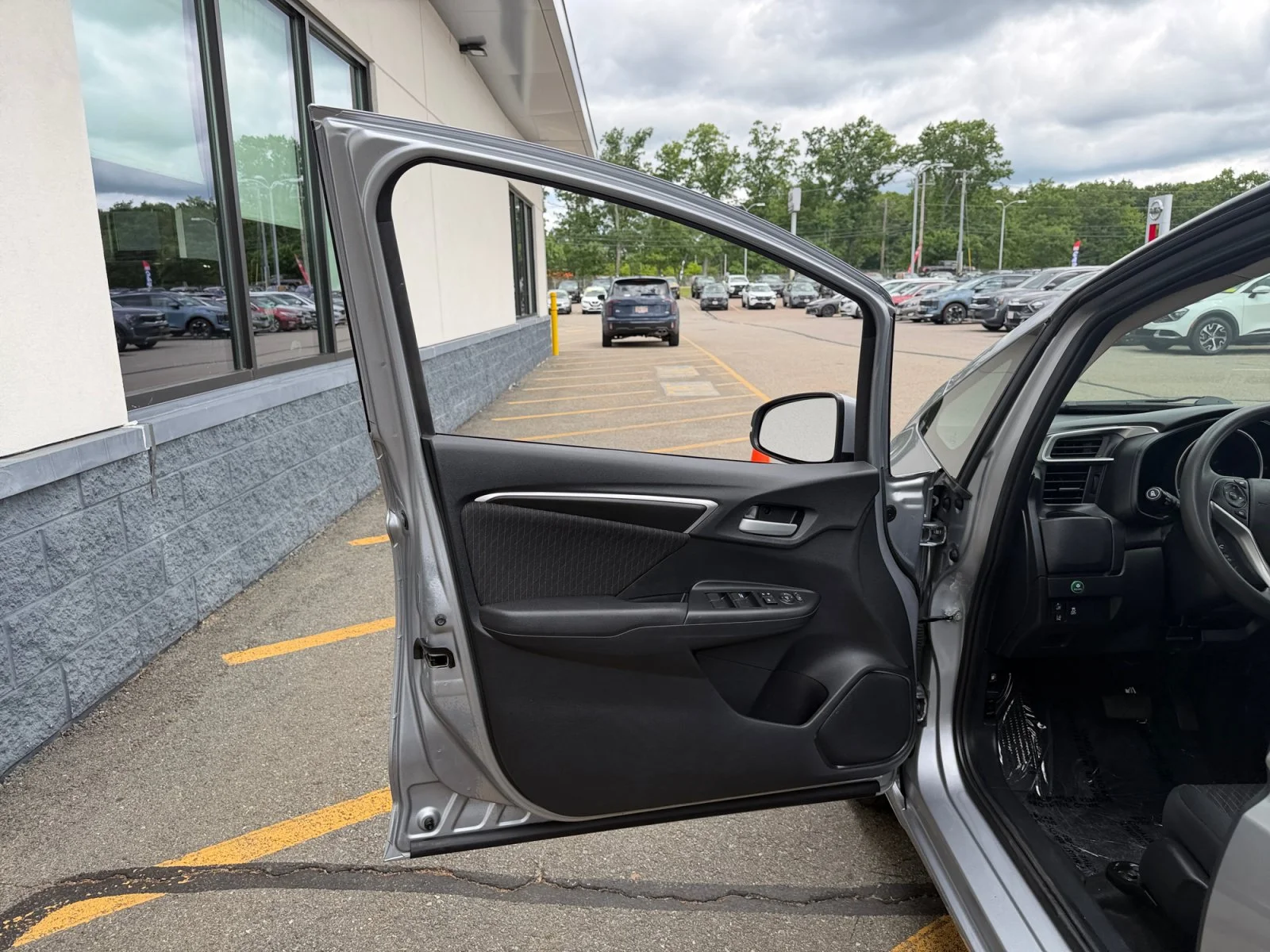 Certified Used 2020 Silver Honda EX image 27