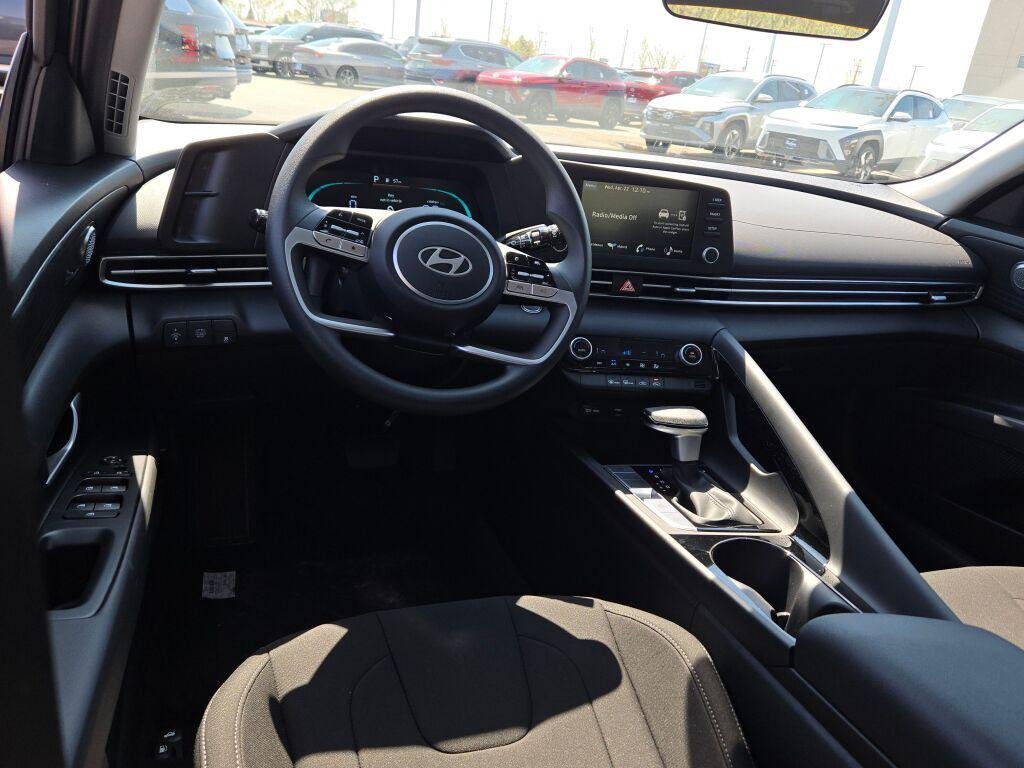 New 2026 Black Hyundai Blue image 18