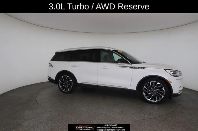 Used 2020 White Lincoln Reserve image 24