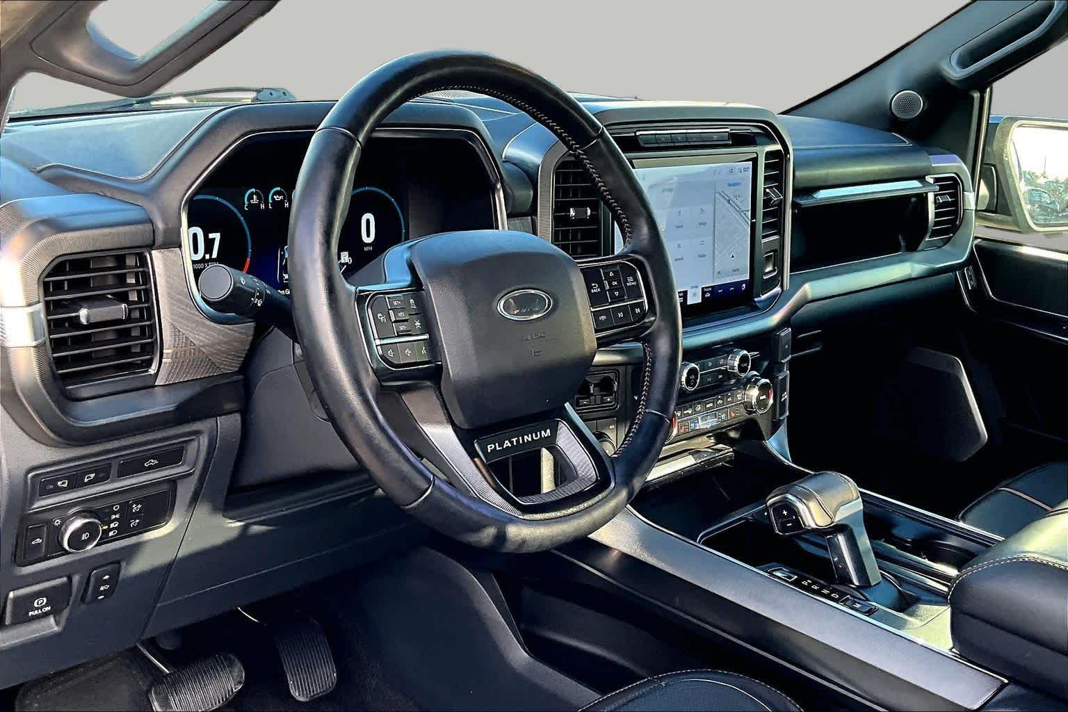Used 2022 Agate Black Ford Platinum image 17