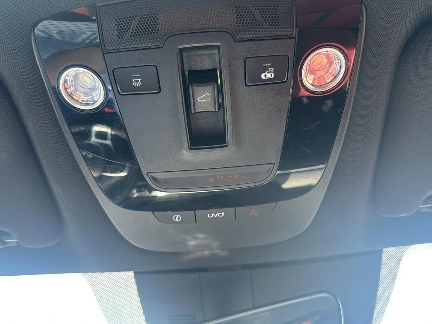 Used 2023 Wolf Gray Kia GT-Line image 21