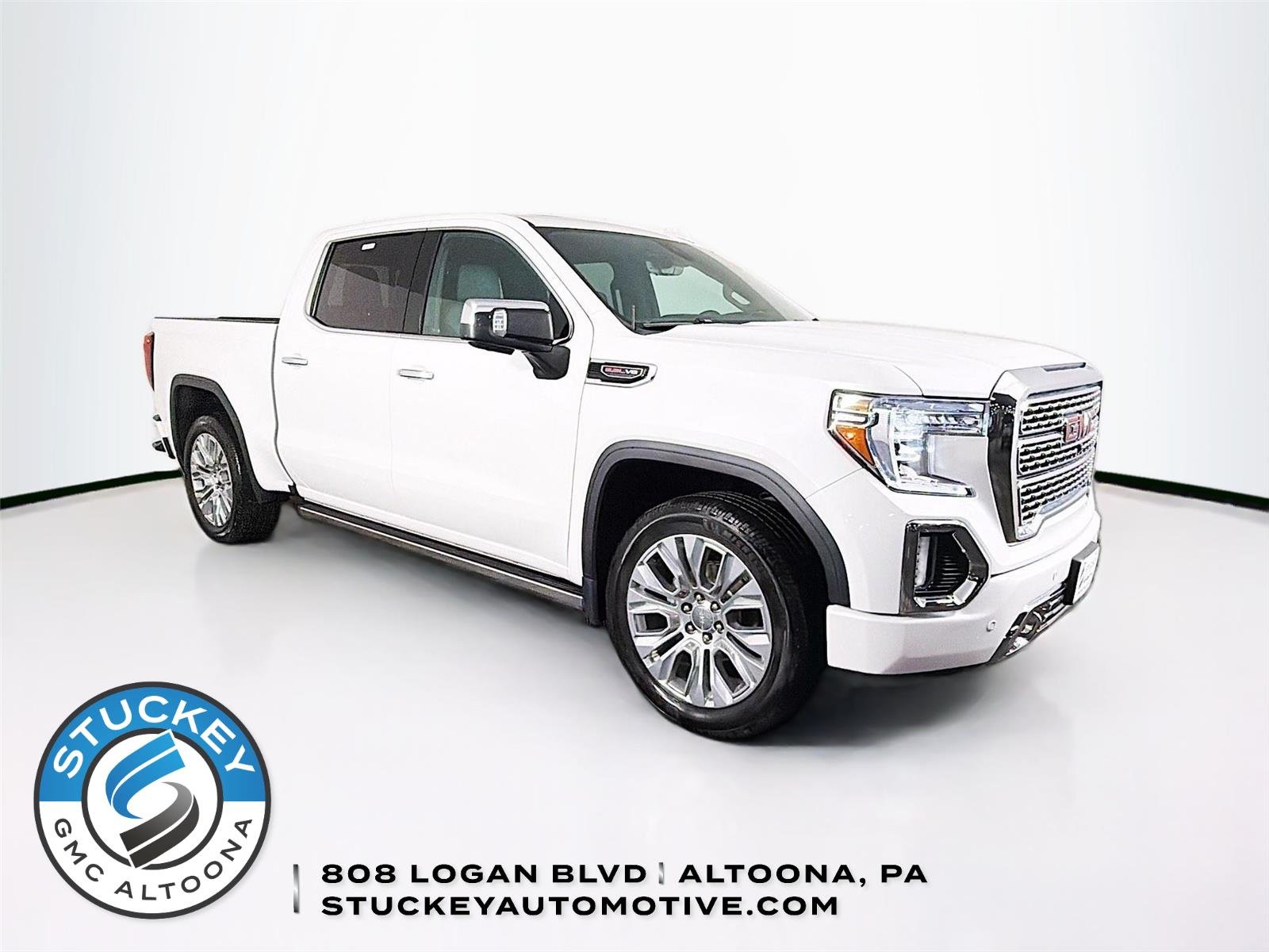2021 GMC Sierra 4WD Crew Cab Short Box Denali's photo